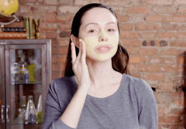 Masca de fata pentru luminozitate Turmeric & Cranberry Seed Energizing Radiance, 28 ml, Kiehl's